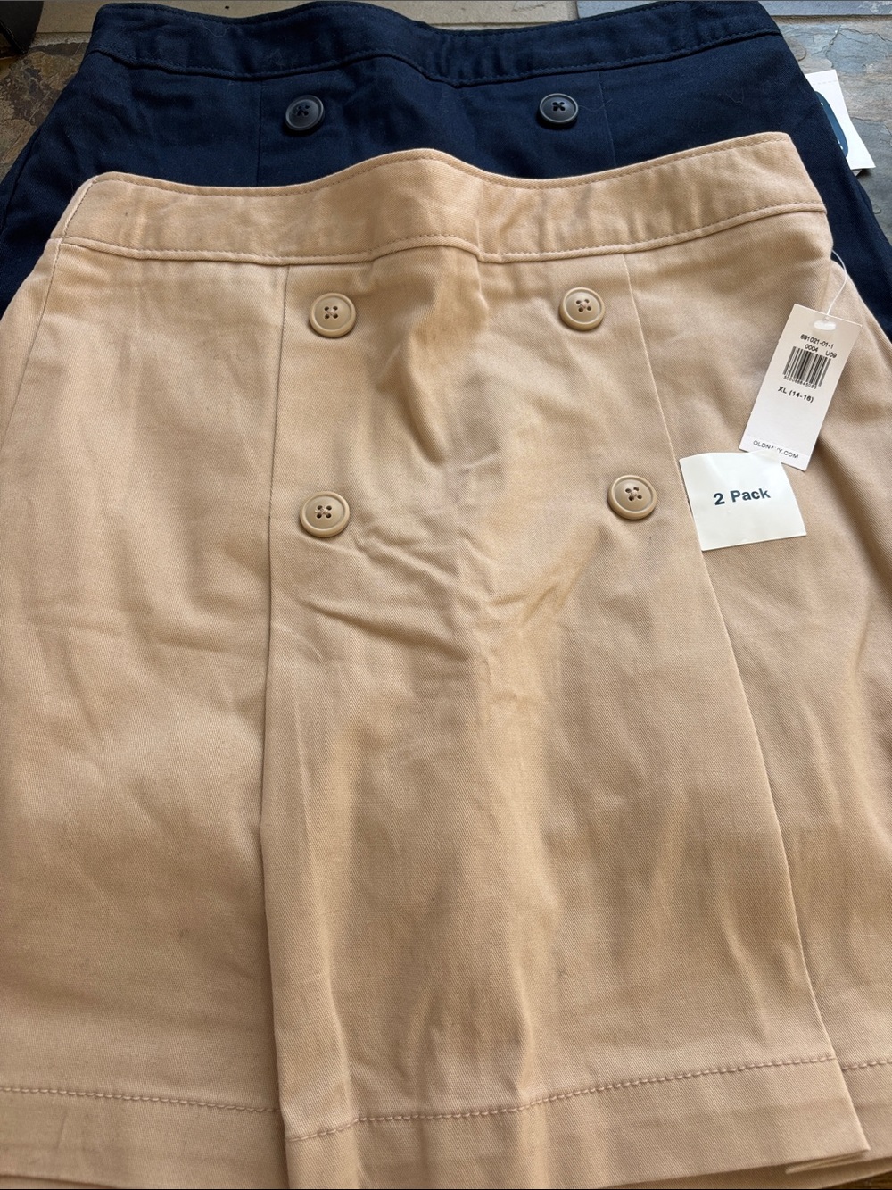 NWT Old Navy Girls Khaki Tan and Navy Button-Front Skorts and Polos 4 WHT 1 Navy - Picture 5 of 6